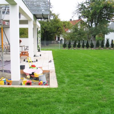 fischer-landschaftsarchitektur-hausgarten-dietenheim-sandkasten